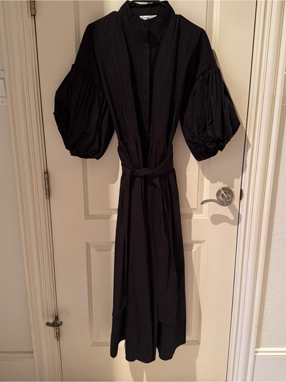 Classic Black Midi Dress with Puff Sleeves